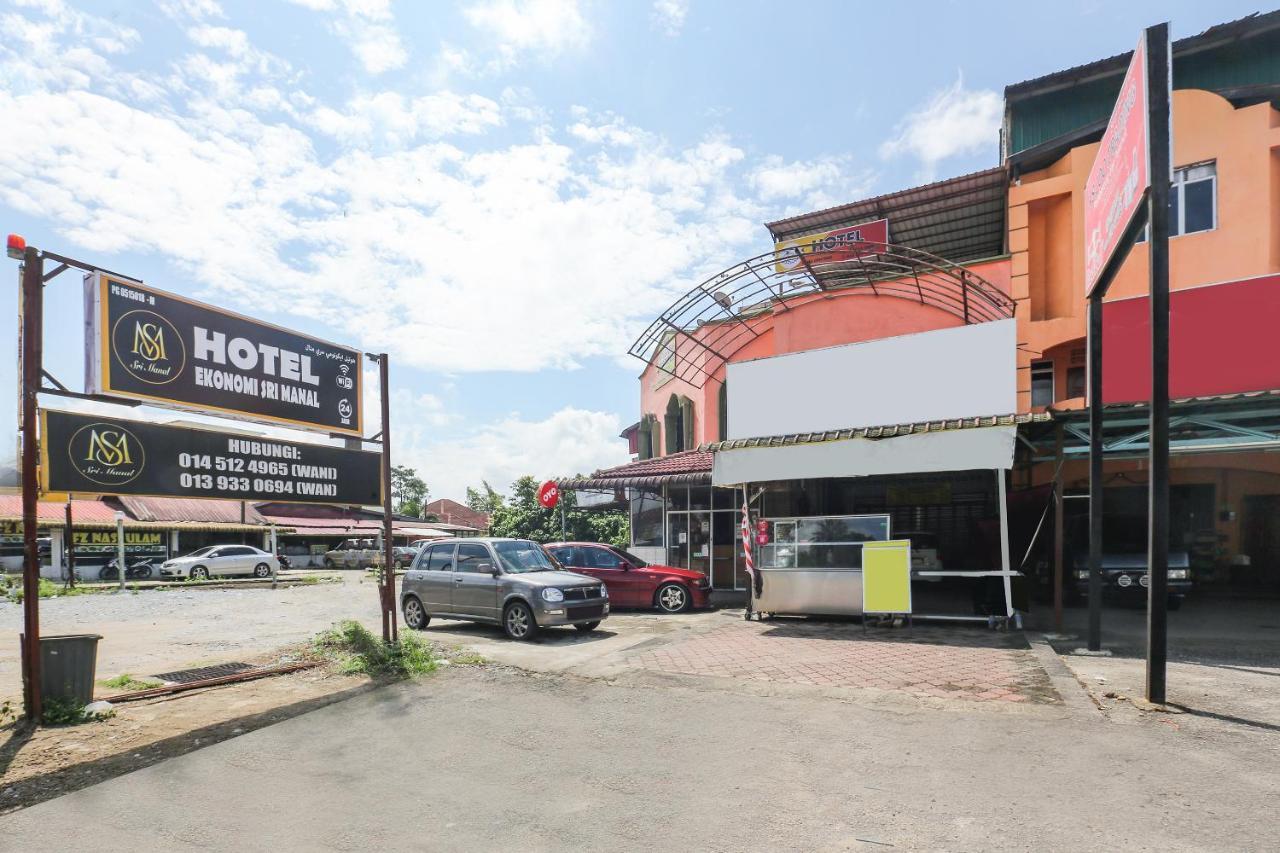 Oyo 90321 Hotel Bajet Sri Manal Tanah Merah  Zewnętrze zdjęcie